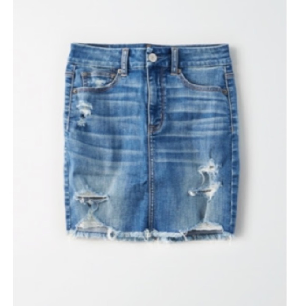 NWOT Curvy High-Waisted Denim Mini Skirt